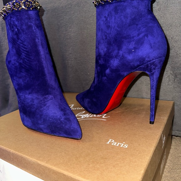 Christian Louboutin - Picture 7 of 10